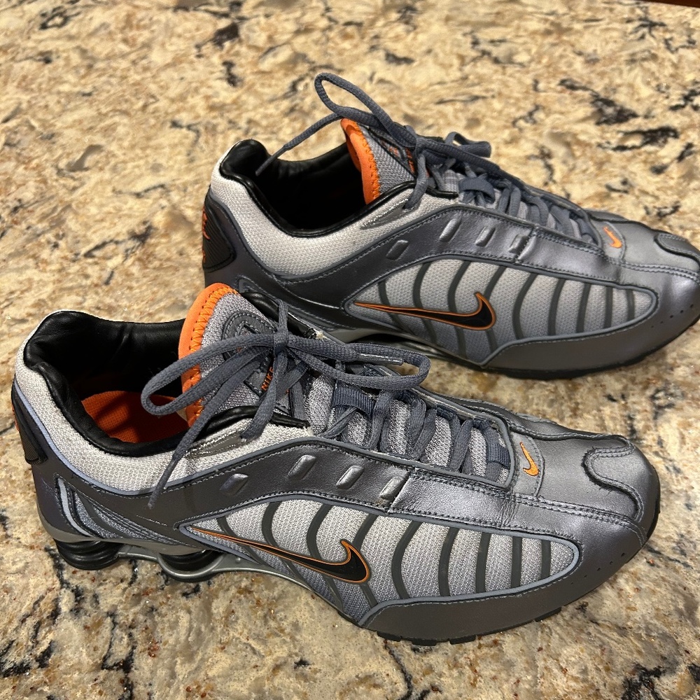 NIKE SHOX SNEAKERS